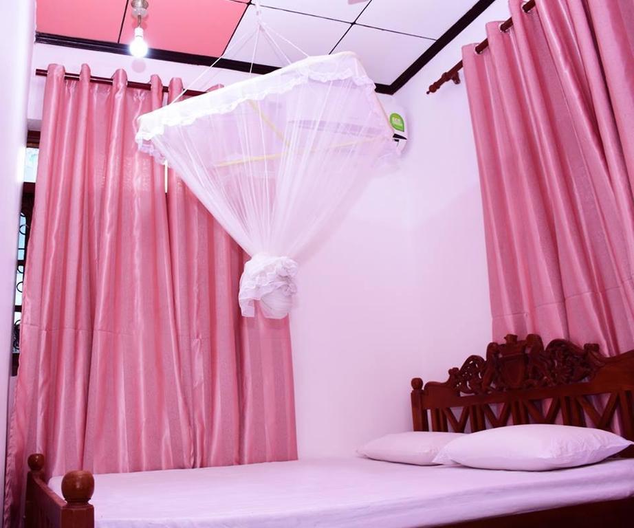 Gold Coast Resort Weligama Ngoại thất bức ảnh