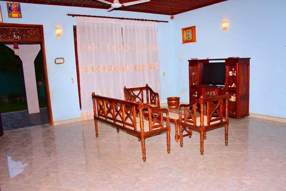 Gold Coast Resort Weligama Ngoại thất bức ảnh
