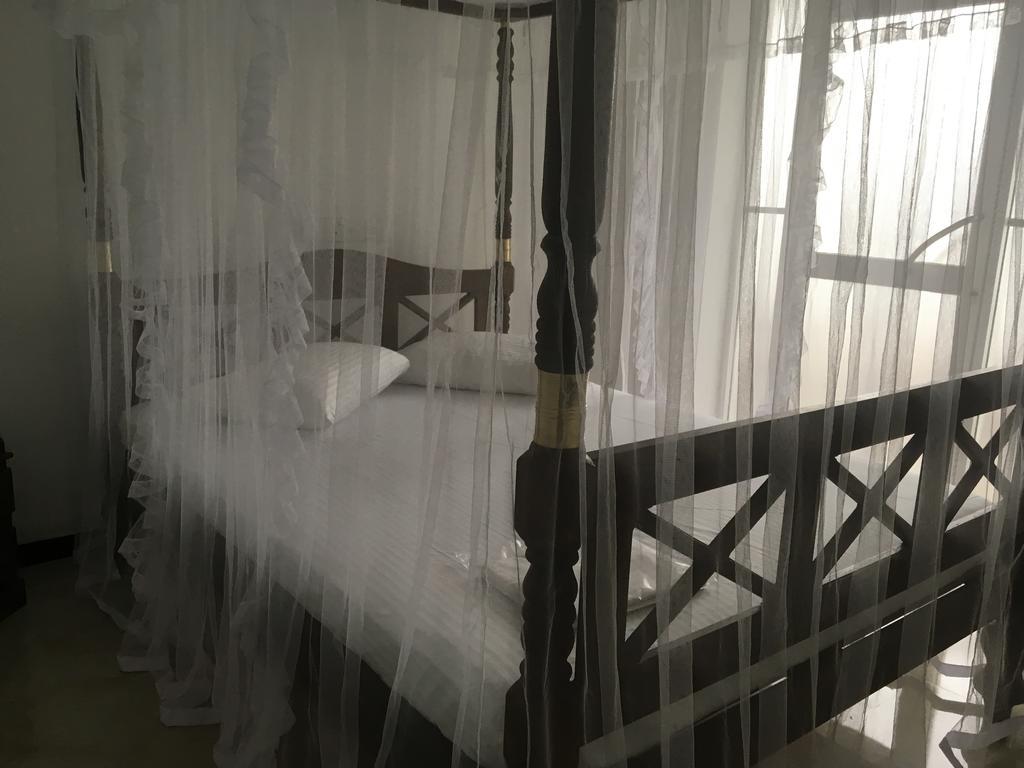 Gold Coast Resort Weligama Ngoại thất bức ảnh